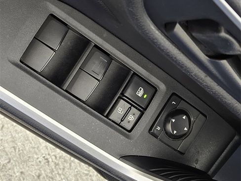 Used 2020 Toyota RAV4 LE image 55