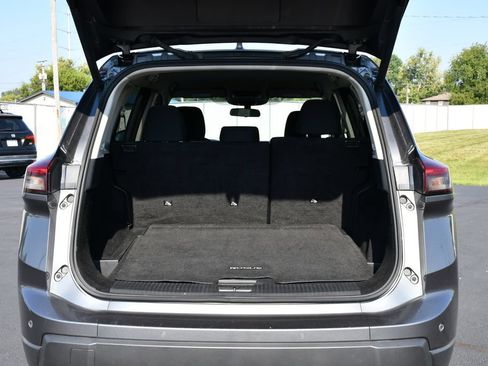 Used 2024 Nissan Rogue SV AWD/4WD image 29