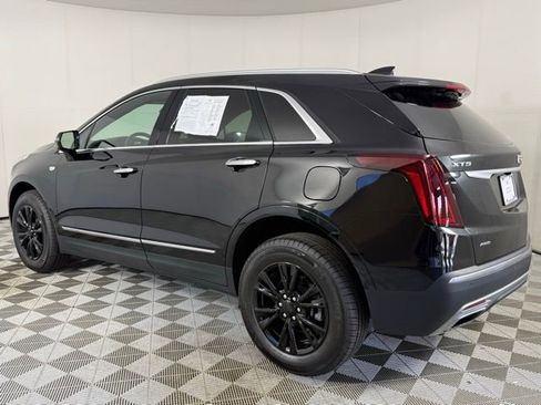 Certified 2022 Cadillac XT5 Premium Luxury AWD/4WD image 4