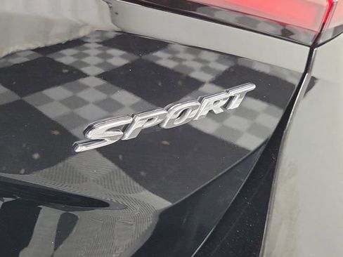 Certified 2025 Honda Civic Sport image 8