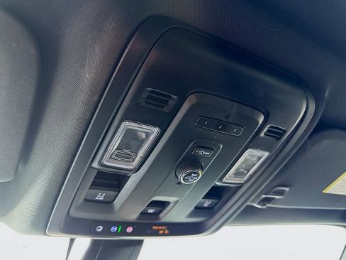 Used 2021 Chevrolet Suburban LT w/ Max Trailering Package RWD image 35