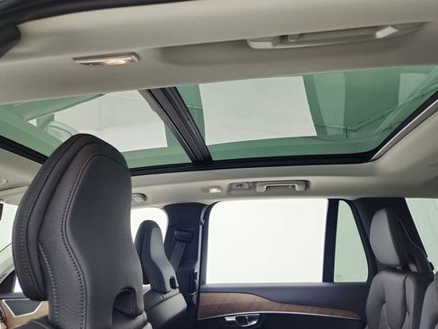 New 2025 Volvo XC90 B6 Plus w/ Protection Package Premier image 26