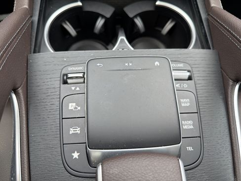 Used 2023 Mercedes-Benz GLE 350 4MATIC w/ 3rd Row Seat Package image 29