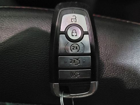Used 2018 Ford Explorer Sport AWD/4WD image 32