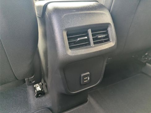 Used 2022 Chevrolet Equinox LT FWD image 28