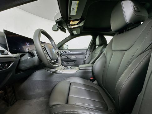 Used 2025 BMW i4 xDrive40i image 13