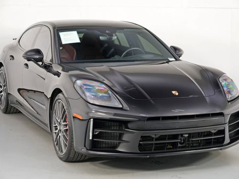 Used 2024 Porsche Panamera image 58