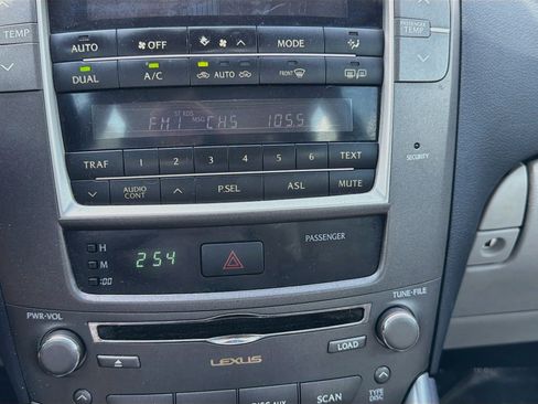 Used 2009 Lexus IS 350 RWD image 29
