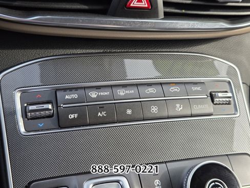 Used 2021 Hyundai Santa Fe SEL w/ Convenience Package image 23