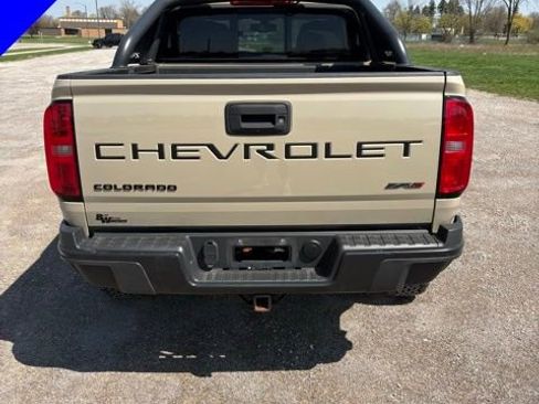 Used 2022 Chevrolet Colorado ZR2 w/ ZR2 Dusk Special Edition image 5