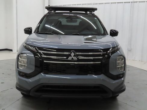 New 2026 Mitsubishi Outlander AWD image 9