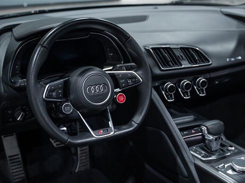 Used 2022 Audi R8 V10 performance RWD image 47