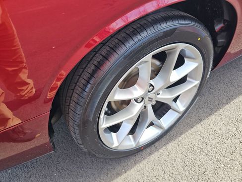 Used 2022 Dodge Challenger GT image 13