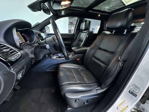 Used 2021 Jeep Grand Cherokee 80th Anniversary w/ Quick Order Package 28K 80th image 12