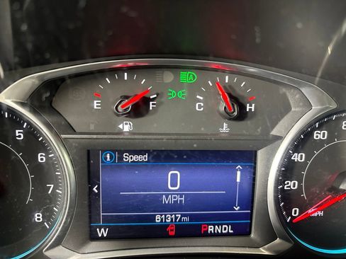 Used 2022 Chevrolet Equinox LT FWD image 10