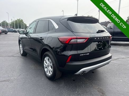 Used 2024 Ford Escape Active AWD/4WD image 8
