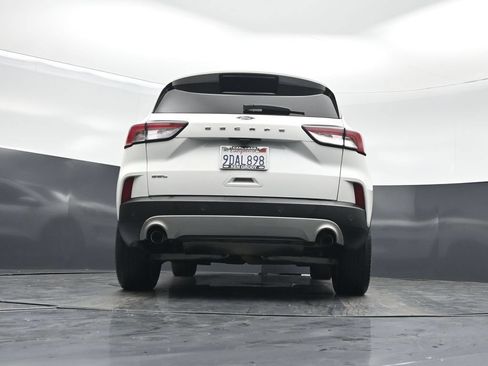Used 2022 Ford Escape SEL w/ Technology Package FWD image 47