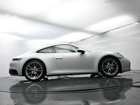 Certified 2022 Porsche 911 Carrera image 48