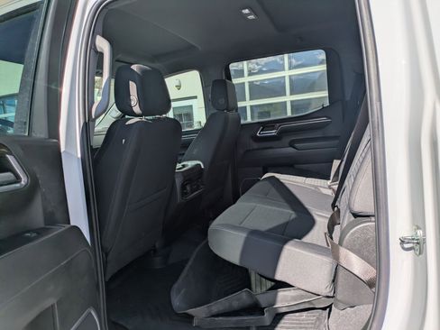 Used 2023 Chevrolet Silverado 1500 RST AWD/4WD image 29