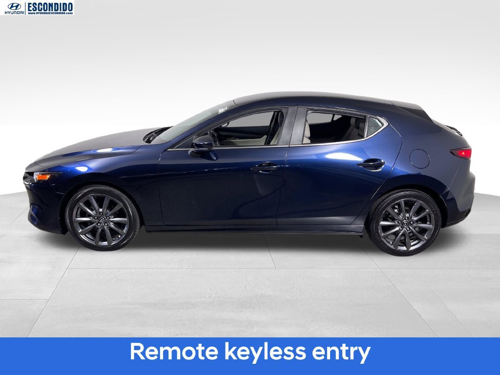 Used 2019 MAZDA MAZDA3 Hatchback FWD image 6