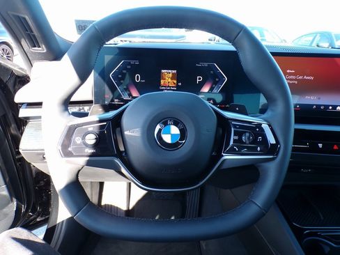 Certified 2025 BMW 530i xDrive w/ Premium Package image 21