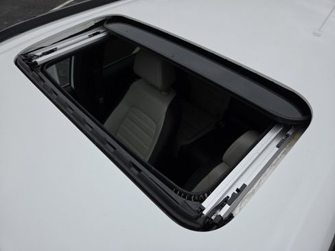 Certified 2024 Honda CR-V Sport Touring image 4