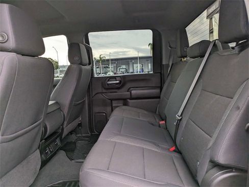 Used 2025 Chevrolet Silverado 2500 Custom w/ Custom Value Package image 17