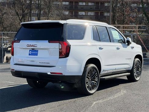 New 2026 GMC Yukon Elevation image 2