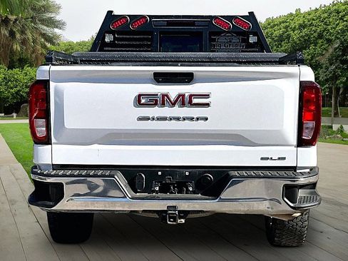 Used 2019 GMC Sierra 1500 SLE w/ SLE Value Package image 4