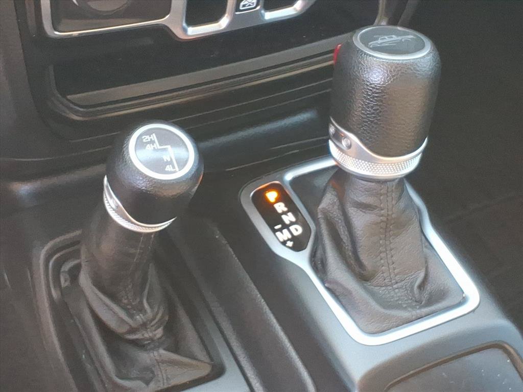 Used 2022 Jeep Gladiator Sport AWD/4WD image 32