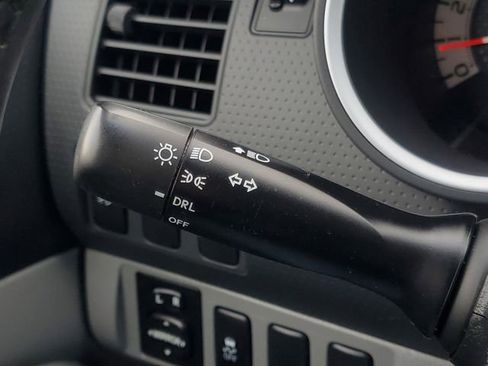 Used 2014 Toyota Tacoma PreRunner w/ SR5 Package image 13