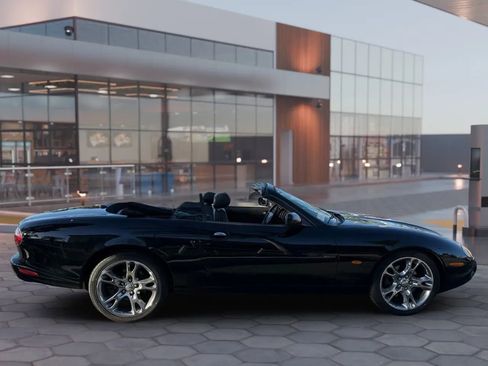 Used 2004 Jaguar XK8 Convertible image 7