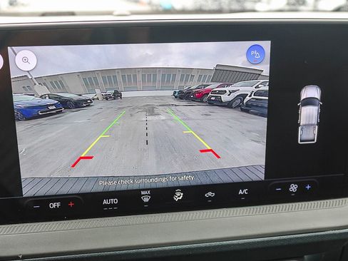 Used 2025 Ford Maverick Lobo image 25