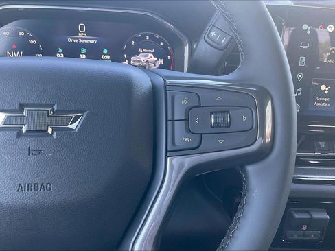 New 2026 Chevrolet Silverado 2500 ZR2 w/ LPO, Dark Essentials Package AWD/4WD image 18
