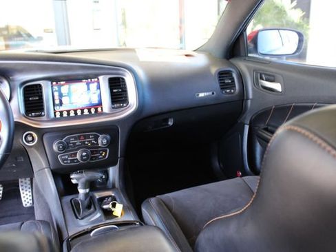 Used 2017 Dodge Charger R/T RWD image 14