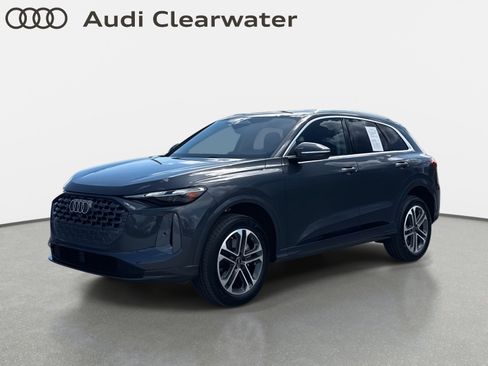 Used 2025 Audi Q5 Premium image 2