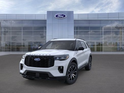 New 2026 Ford Explorer ST-Line AWD/4WD image 2