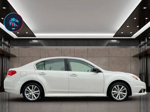 Used 2014 Subaru Legacy 2.5i image 6