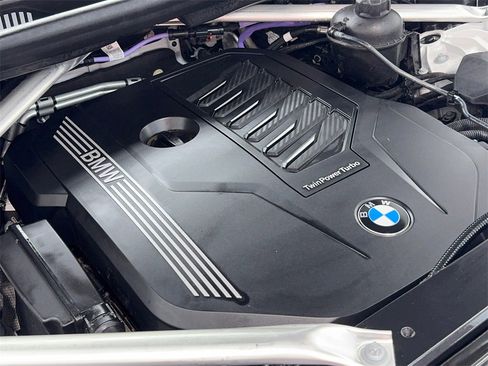 Used 2022 BMW X5 sDrive40i w/ Premium Package image 62