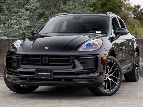 Certified 2026 Porsche Macan AWD/4WD image 1