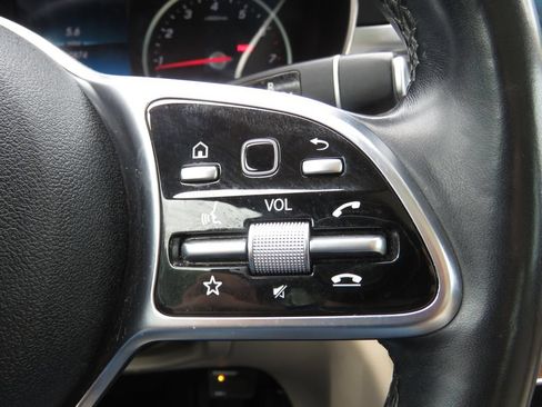 Used 2019 Mercedes-Benz C 300 4MATIC Sedan image 23