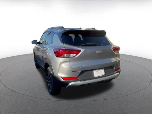 Used 2025 Chevrolet TrailBlazer LT image 11