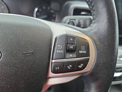 Used 2020 Ford Explorer XLT w/ Equipment Group 202A image 19