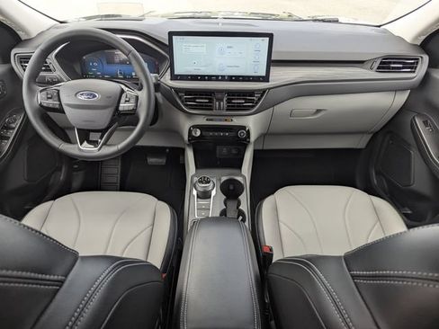 Used 2026 Ford Escape SE w/ PHEV Premium Package FWD image 14