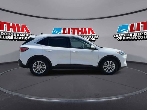 Used 2020 Ford Escape SE FWD image 9