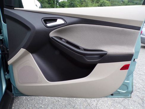 Used 2012 Ford Focus SE image 20