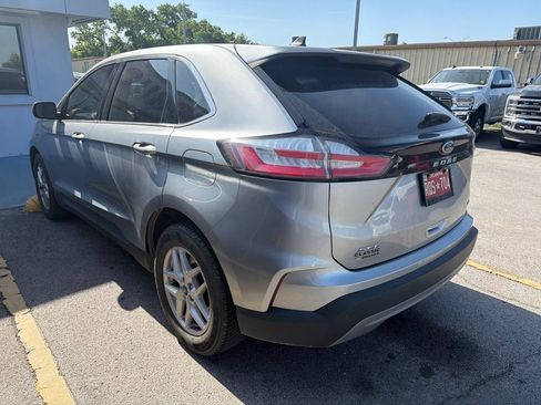 Used 2021 Ford Edge SEL AWD/4WD image 4