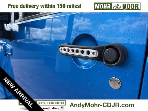 Used 2016 Jeep Wrangler Sahara w/ Connectivity Group image 10