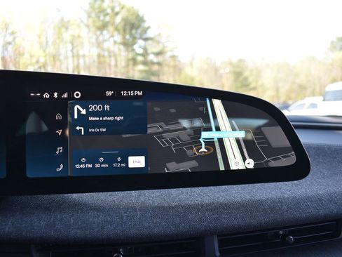 Used 2024 Lucid Air Touring image 22