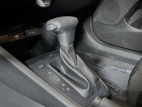 Used 2023 Kia Rio S image 24